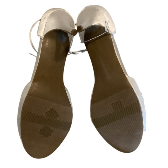 Tevolio Rylan Tulle Ankle Strap High Heels 9.5 NWT - Picture 10 of 10